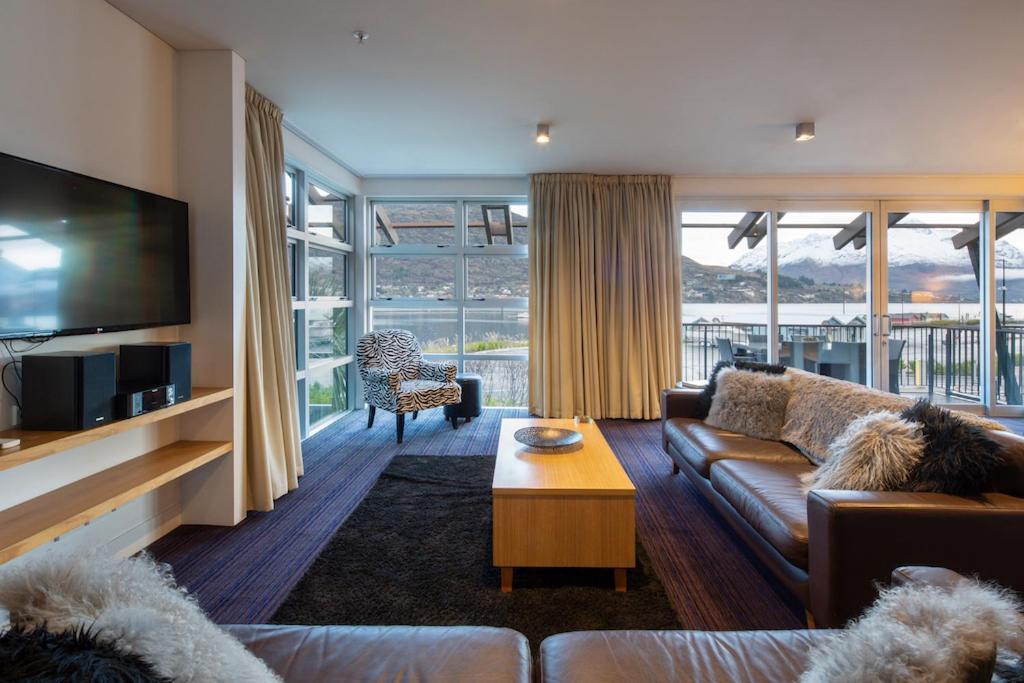 Absolute Lakefront Location - 3 Bedroom Apartment Queenstown Exterior foto